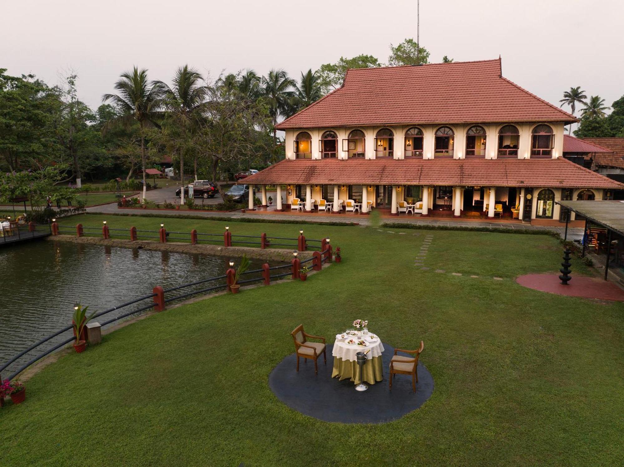 Taj Kumarakom Resort And Spa Kerala Buitenkant foto