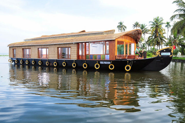 Taj Kumarakom Resort And Spa Kerala Buitenkant foto